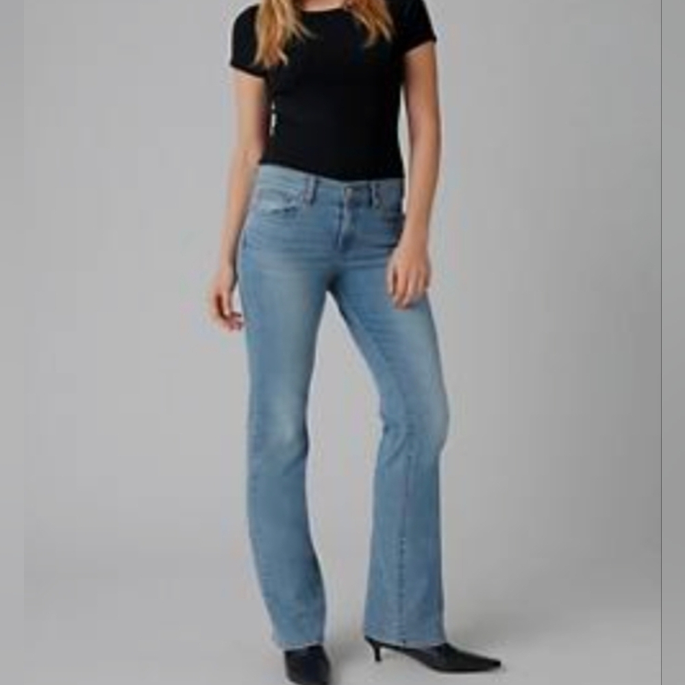LEVIS 415 Women's Relaxed Bootcut Jeans